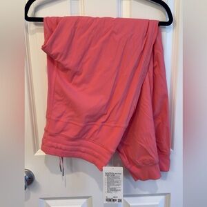 Dance Studio Mid-Rise
Jogger *Lined Sakura Pink Size 10